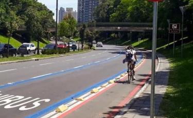 passarela da avenida Goethe