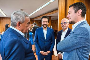 Melo cumpriu agenda em Brasília nesta quarta