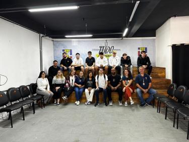 Estudantes no Hub Formô