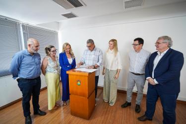 Prefeito sanciona lei que cria o Programa de Apoio ao Jovem Agricultor