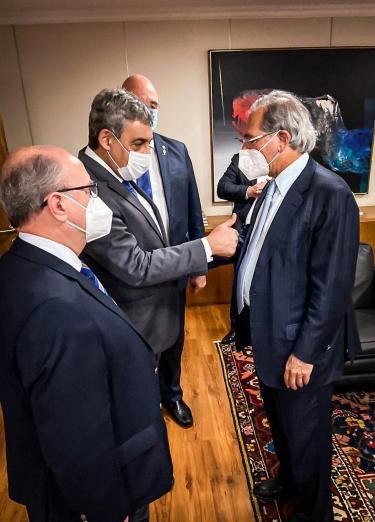 EXECUTIVO