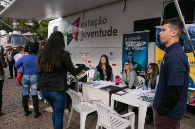 Evento ofereceu ainda atividades culturais, orientação jurídica, direitos do consumidor, orientação para o mercado de trabalho, inscrições para cursos gratuitos, testes rápidos de HIV e Sífilis, entre outras