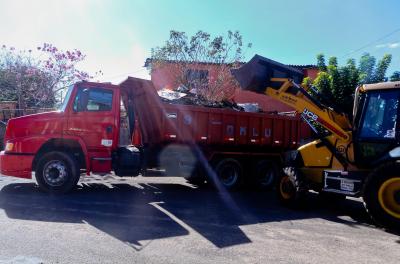 Bota-Fora atende duas comunidades nesta terça-feira