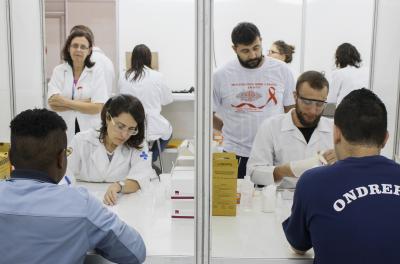 Detectar e tratar casos de sífilis estão entre os objetivos da prefeitura na campanha a ser realizada nesta quinta e sexta-feira, 18 e 19, no Largo Glênio Peres, junto ao Mercado Público, Centro Histórico.