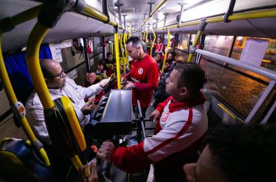 A Empresa Pública de Transporte e Circulação (EPTC) preparou um esquema de trânsito e transporte para a partida entre Internacional e Santos, que será realizada nesta segunda-feira, 22, no Estádio Beira-Rio, pelo Campeonato Brasileiro.