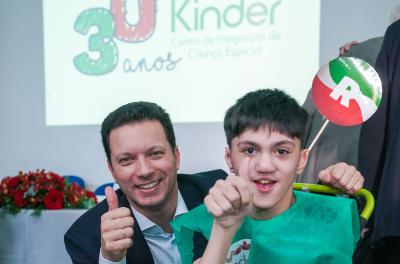 O prefeito Nelson Marchezan Júnior participou na tarde desta terça-feira, 30, da homenagem aos 30 anos da Kinder - Centro de Integração da Criança Especial, da Câmara Municipal de Porto Alegre.