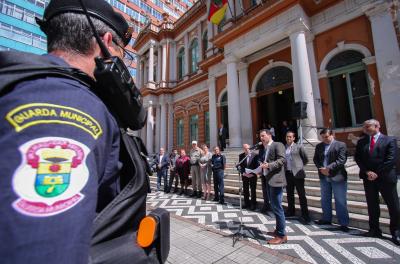 Prefeitura presta homenagem e reconhecimento à Guarda Municipal