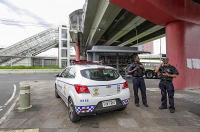 Viaduto Utzig é alvo de vandalismo de grandes proporções