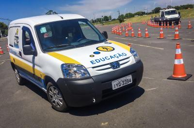 EPTC realiza ação educativa na saída da cidade