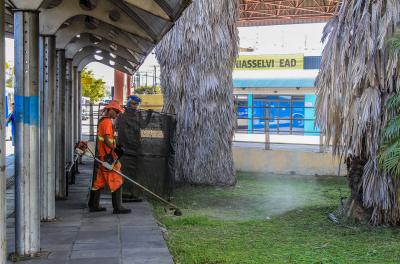 Terminal Triângulo recebe limpeza geral