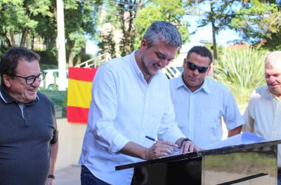 Rede de supermercados adota canteiro central da avenida Plínio Brasil Milano