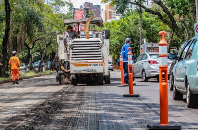 Avenida Nilo Peçanha é liberada após requalificação asfáltica