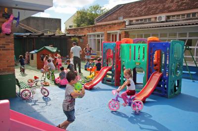 Cerca de 8 mil alunos da educação infantil voltam às atividades