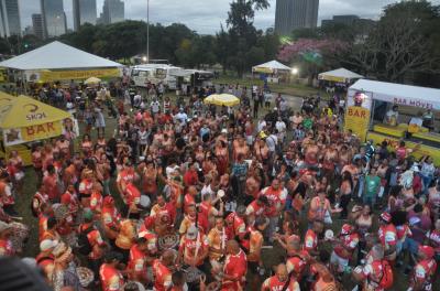 Carnaval de Rua tem último final semana de desfiles na Orla