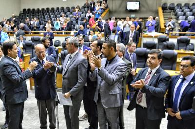 Votação projeto de lei complementar