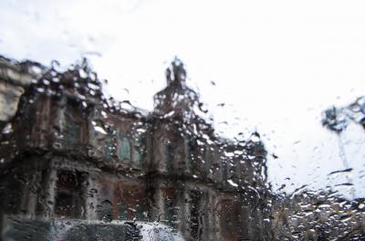 Volume de chuva supera 65 milímetros em seis horas na Capital