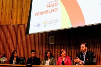 Maio Vermelho: encontro destaca prevenção ao câncer bucal