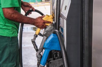  Procon realiza pesquisa nos postos de gasolina