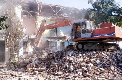 Prédio ocupado apresentava risco de desabamento 