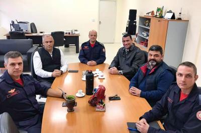 Defesa Civil e Bombeiros