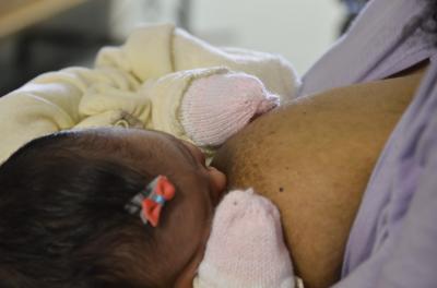 Hospital Presidente Vargas incentiva aleitamento materno