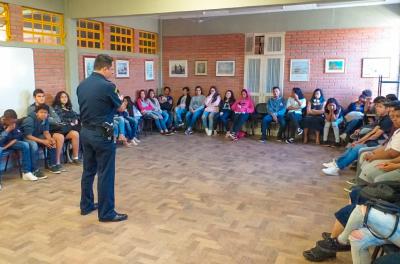    Projeto da Guarda Municipal é apresentado em escola municipal