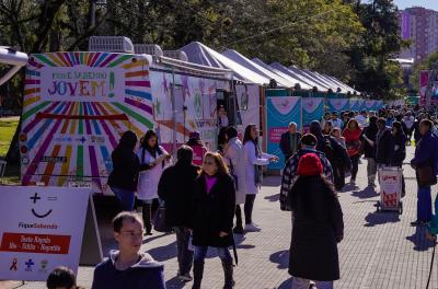 Ônibus leva testes de HIV, sífilis e hepatite à região Cruzeiro