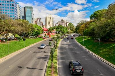 Iniciada a sinalização de ciclovia e faixa exclusiva no Parcão