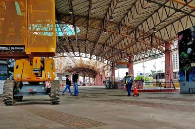 Obra do telhado do Terminal Triângulo está 50% concluÃda