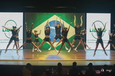 Santa Catarina e Argentina lideram Copa de Ginástica e Dança