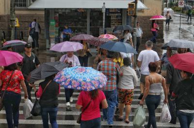 Defesa Civil emite novo alerta para risco de tempestade
