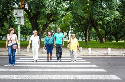 EPTC realiza palestra para para pessoas idosas na Ufrgs