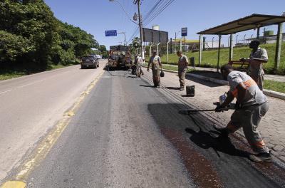 Operação Tapa-Buracos atendeu 42 vias na última semana