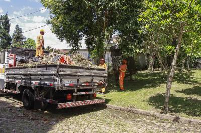 Prefeitura divulga programação de capina e roçada