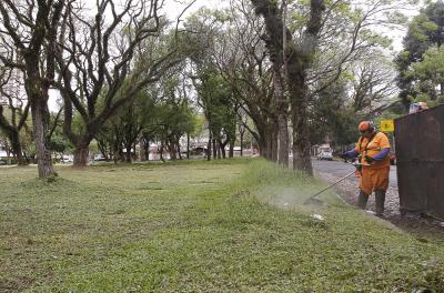 Prefeitura divulga programação de capina e roçada desta terça