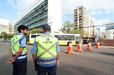 Bloqueios, desvios, rotas e transporte para o Réveillon na Orla