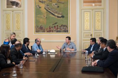  Prefeito de Araguaína conhece escolas comunitárias da Capital