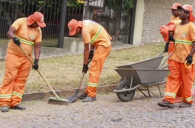 Prefeitura divulga programação de capina e roçada desta quarta