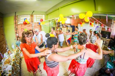 Fasc realiza Baile de Carnaval para idosos do Extremo Sul
