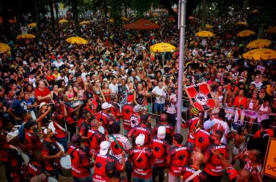 Em três dias, Carnaval de Rua recebe 150 mil foliões