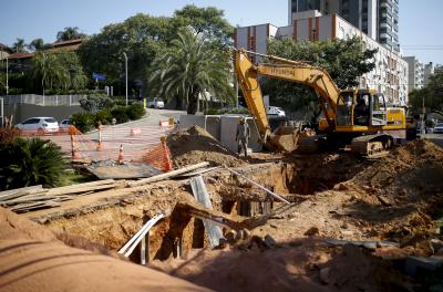 Obras de macrodrenagem do Arroio Areia provocam mudanças no trânsito da Anita 