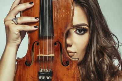 Cultura promove live solidária para arrecadar cestas básicas à comunidade artística
