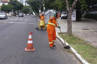 Prefeitura divulga programação de roçada e capina nesta segunda