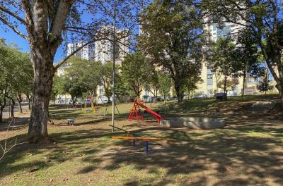 Prefeitura revitaliza praça no bairro Sarandi