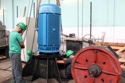 Prefeitura segue instalação de novos motores em estações de drenagem pluvial