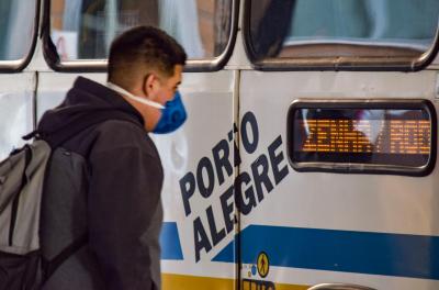 Prefeito participa de audiência sobre os rumos do transporte coletivo