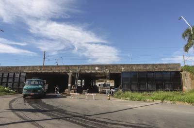 Reforma do portão 12 do sistema de drenagem segue nesta quarta