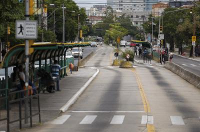 Corredor BRT da avenida Bento Gonçalves passa por reparos