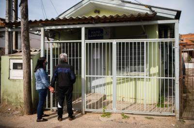 Greve fecha sete postos de saúde e deixa 35 mil sem atendimento