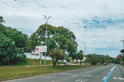 Concessionária repõe luminárias de LED furtadas na Bento Gonçalves